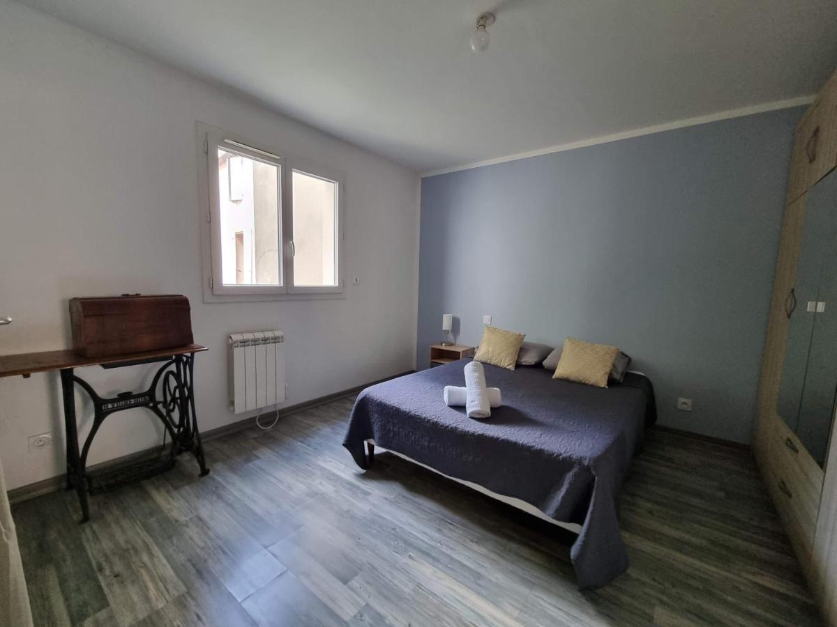 T2 Avec Terrasse 25M², Garage, Plein Centre-Ville Нарбонна Экстерьер фото